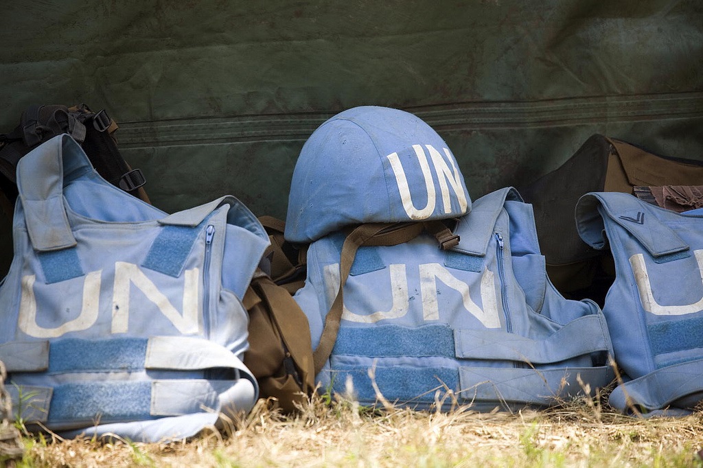 Helmet and flack jackets of the members of the 1 parachute battalion of the South African contingent of the United Nations Peacekeeping Mission in the Democratic Republic of the Congo (MONUC). 14/Feb/2008. UN Photo/Marie Frechon.