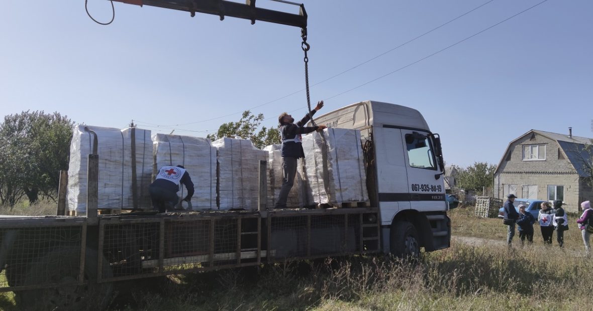 Operational update on Ukraine: Uncertainty and harsh winter conditions deepen suffering for families along the line of contact