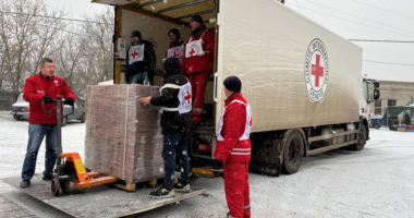 Ukraine: Thousands of families near the frontline receive heating materials to protect against harsh winter conditions