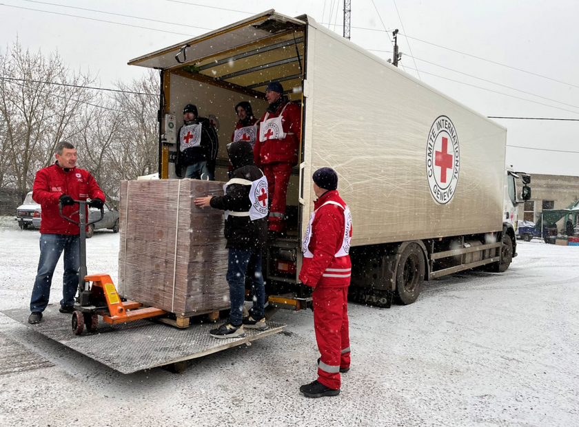 اوکراین: هزاران خانواده در نزدیکی خط مقدم برای محافظت در برابر شرایط سخت زمستانی مواد گرمایشی دریافت می‌کنند