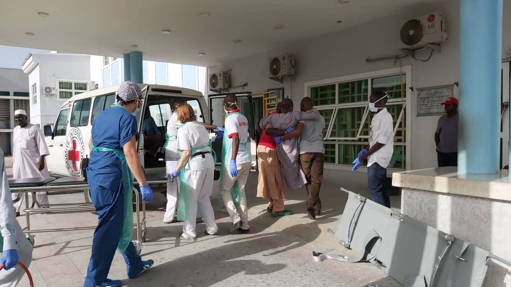 Nigéria : le CICR évacue par les airs 16 blessés graves des tueries de Monguno et Nganzai