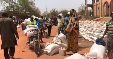 Burkina Faso : le CICR auprès des centaines de milliers de déplacés par le conflit