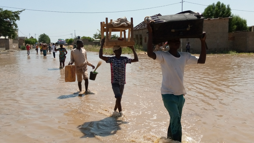 Afrique de l’Ouest : les équipes de la Croix-Rouge renforcent leur aide humanitaire après les inondations dans des zones de conflit