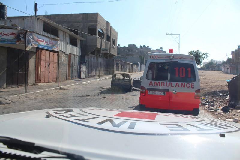 עזה: הסכנות העומדות בפני העובדים ההומניטריים בחזית