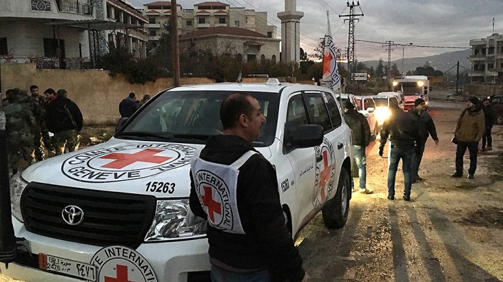 Syria: key operation begins to bring aid to people in besieged areas