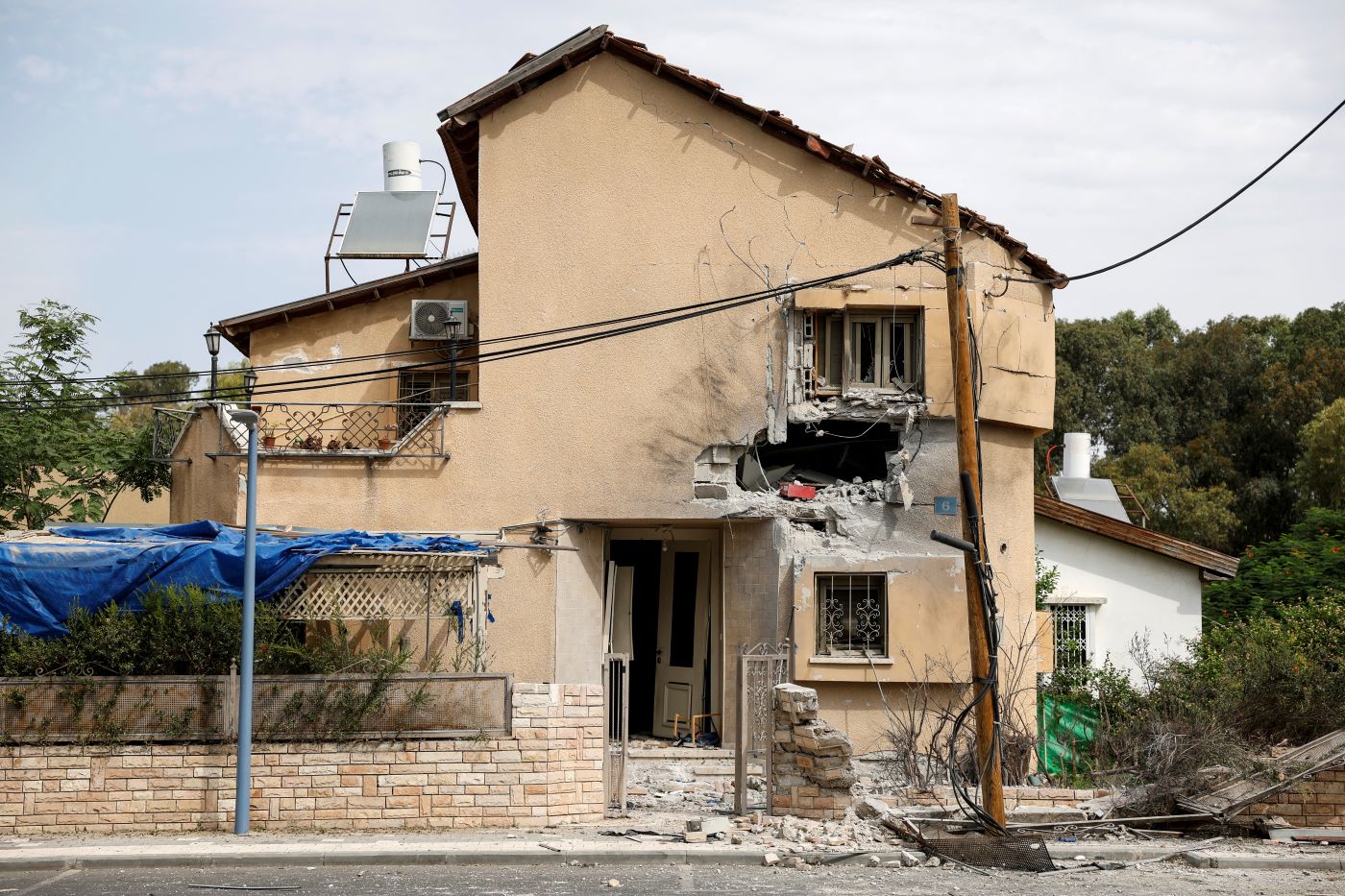 house hit by missile in Sderot. Credit: Reuters