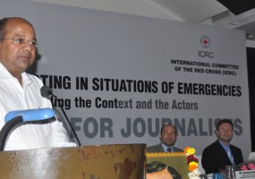 Ethics of Reporting in Emergencies: Can journalists also play the role of aid workers?