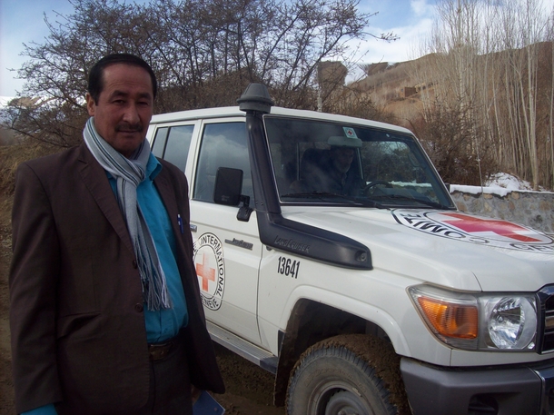 My Red Crescent Story: ICRC helps Aziz walk again in Bamiyan