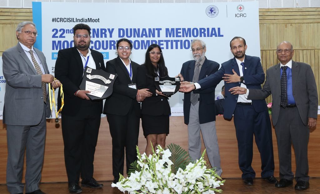 Lloyd Law College, Greater Noida, wins the 22nd Henry Dunant Memorial Moot Court Competition