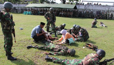 Hukum Humaniter Internasional dan Hukum HAM dalam Perang Disimulasikan di Tasikmalaya