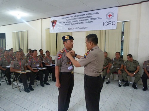 Sosialisasi Standar Kepolisian Internasional danVCD Dilematis Anggota Brimob