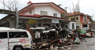 Gerakan Palang Merah dan Bulan Sabit Merah Internasional Memohon Donasi Sebesar 1,2 Triliun untuk Bantuan ke Filipina