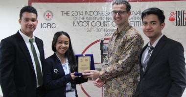 UI Kembali Mewakili Indonesia Pada Kompetisi Moot Court di Hong Kong 2015