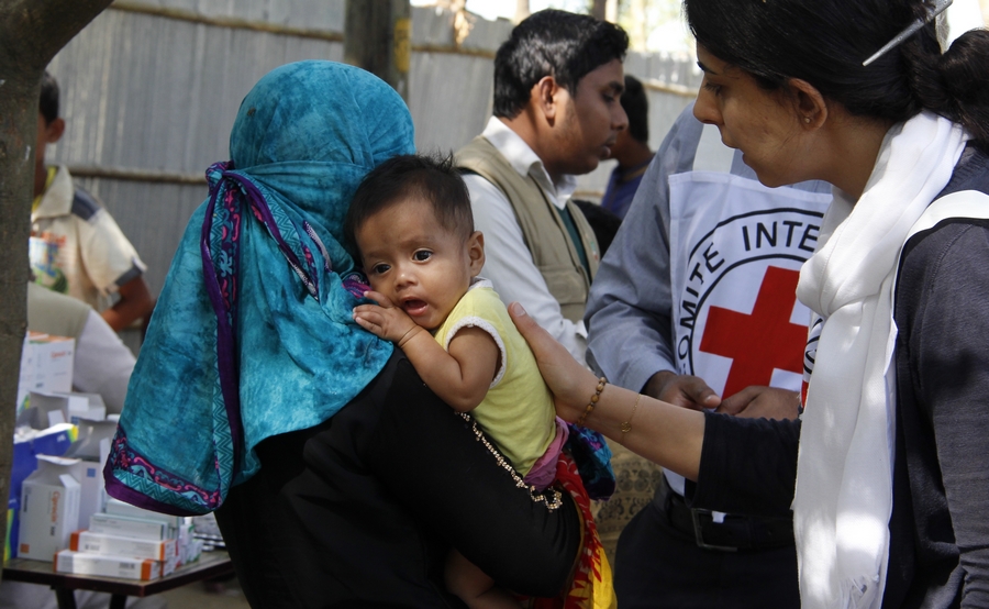 Perwakilan Indonesia Mengunjungi Pengungsi di Cox’s Bazaar, Bangladesh