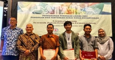 Dosen Airlangga memenangi lomba menulis isu-isu kemanusiaan ICRC-Qureta