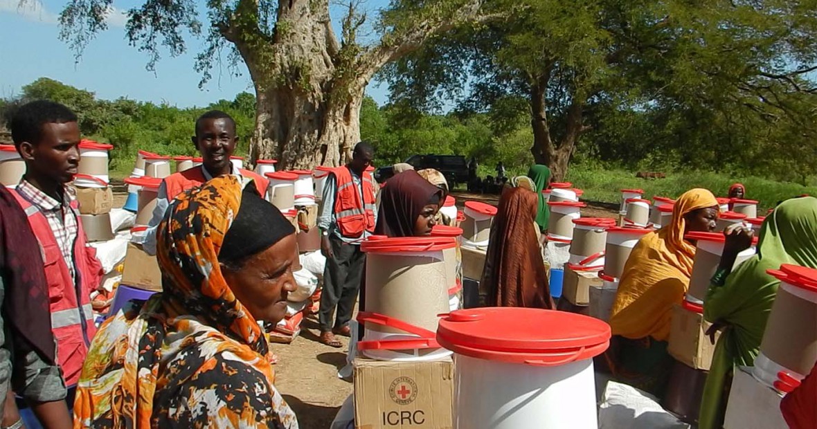 Boat deliveries for flood affected families in Middle Shabelle