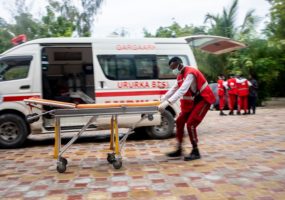 Soomaaliya:  Bisha Cas ee Soomaaliyeed waxay  bilawdaa lumbakar lacag la aanta ah (446) oo loogu talagalay adeegyada gurmadka.