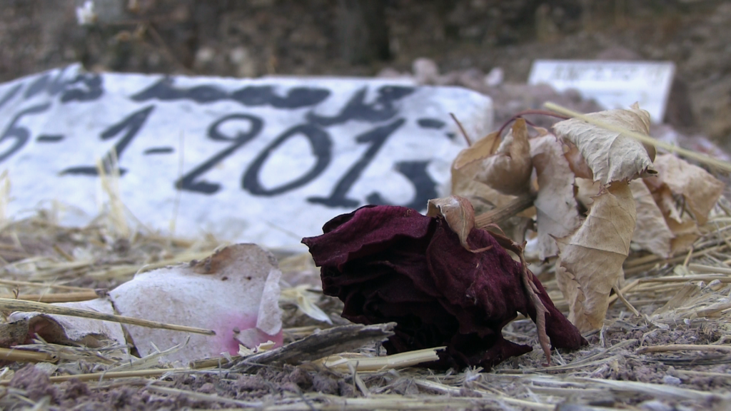 Tombe anonyme de migrant - Cimetière de Mytilène - Ile de Lesbos - Grèce.