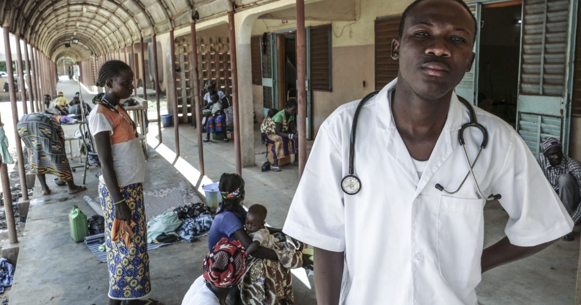 Burkina Faso : l’accès aux soins de santé de plus en plus fragilisé