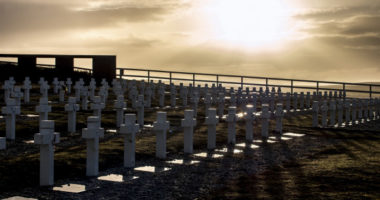 Conflit des Malouines/Falklands : six nouvelles dépouilles de soldats argentins identifiées