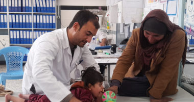 Afghanistan : le CICR traite de plus en plus d’enfants atteints de paralysie cérébrale