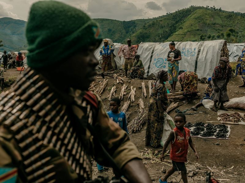 Visa d’or humanitaire du CICR : Hugh Kinsella Cunningham primé pour son photoreportage sur les civils dans l’Est de la RDC