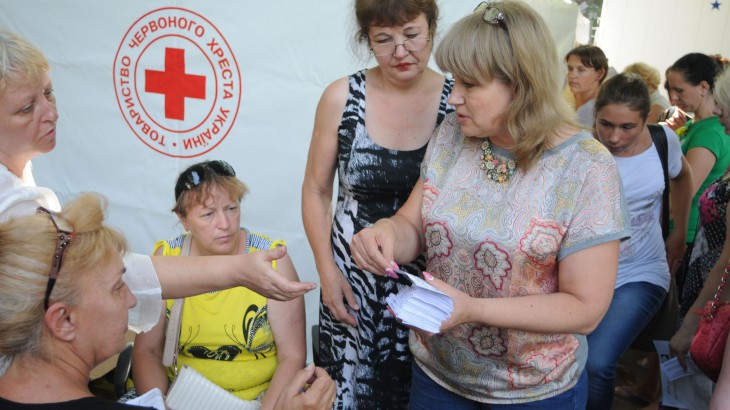 אוקראינה: הוועד הבינלאומי של הצלב האדום מגביר את הסיוע על רקע הפסקת אש שברירית