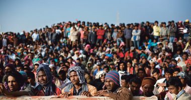כיצד מגן המשפט הבינלאומי ההומניטרי על פליטים ועקורים?