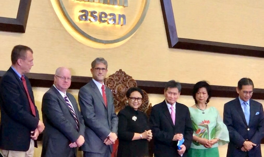 Momentum ASEAN Day, ICRC dan ASEAN luncurkan laporan Simposium Hukum Humaniter