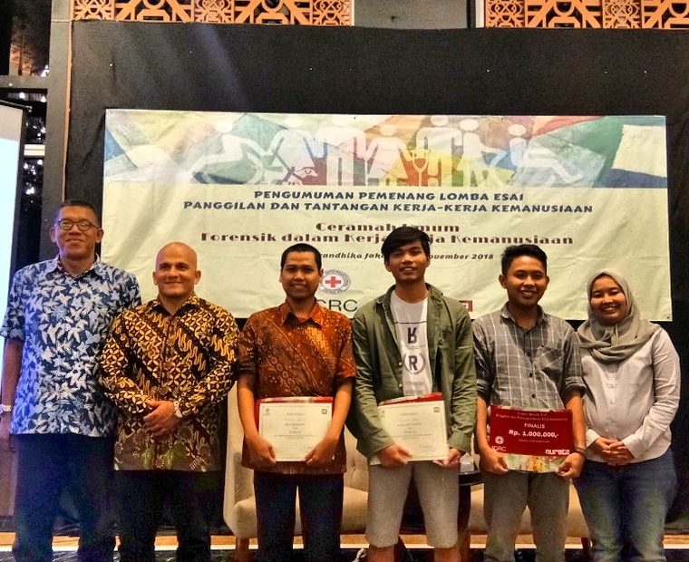 Dosen Airlangga memenangi lomba menulis isu-isu kemanusiaan ICRC-Qureta