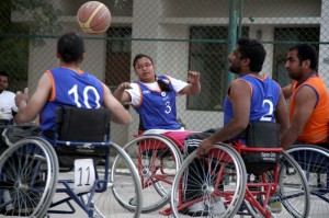 The wheelchair basketball match between Team Orange and Team Blue. ©ICRC/Ashish Bhatia