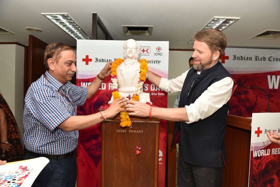 नई दिल्ली में रेड क्रॉस दिवस का सफल आयोजन