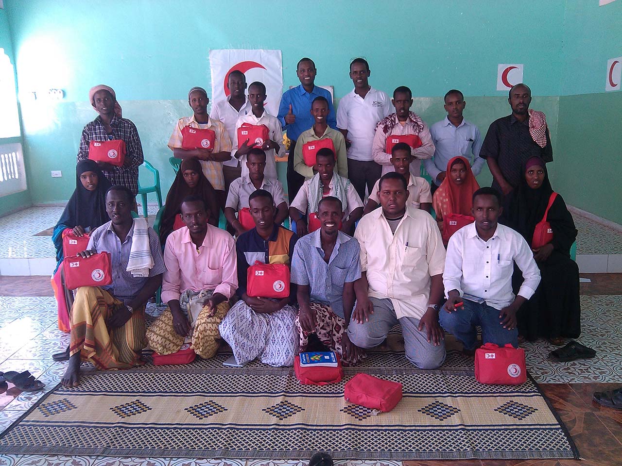 The training, which took place on 29 June 2015, drewparticipants from 12 different villages in Galgaduud region. They will be the community’s first response in case of an emergency. ©ICRC/Bishar Osman