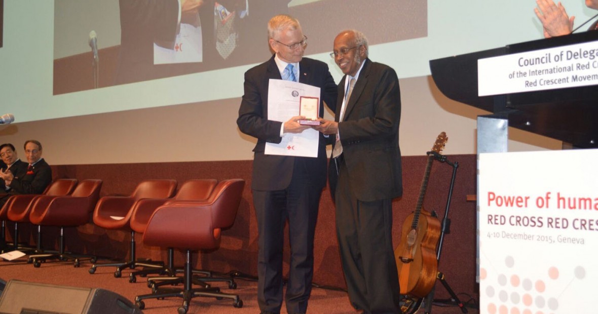 Dr. Ahmed awarded Henry Dunant Medal for outstanding humanitarian service