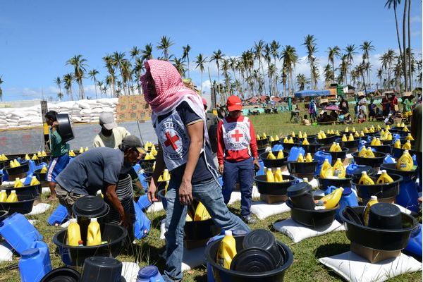 ICRC ลงพื้นที่ช่วยเหลือผู้ประสบภัยไต้ฝุ่นโบพา