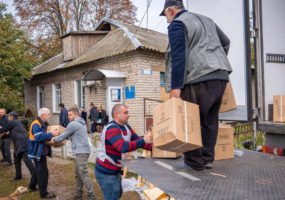 ICRC ยังคงให้ความช่วยเหลือผู้ได้รับผลกระทบจากความขัดแย้งระหว่างรัสเซียกับยูเครนอย่างต่อเนื่อง